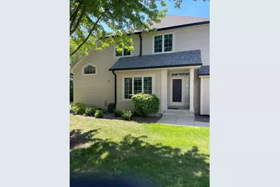 411  Meadowdale Dr #1, Waukesha, WI 53188 - Photo 3