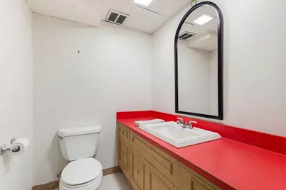 6757 N Santa Monica Blvd, Fox Point, WI 53217 - Photo 35
