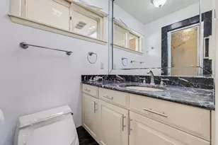 6757 N Santa Monica Blvd, Fox Point, WI 53217 - Photo 21