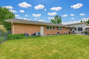 6757 N Santa Monica Blvd, Fox Point, WI 53217 - Photo 41