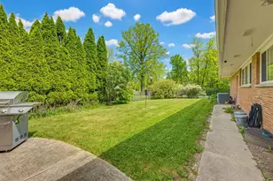 6757 N Santa Monica Blvd, Fox Point, WI 53217 - Photo 39