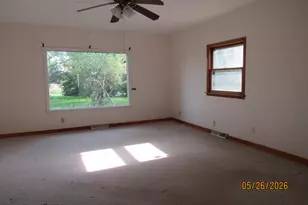 1304 Terminal Rd, Grafton, WI 53024 - Photo 9