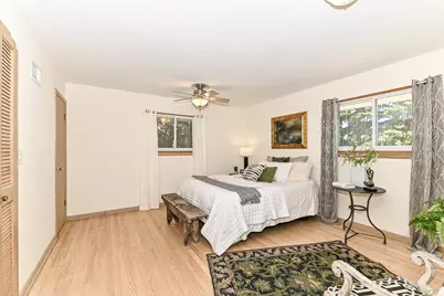 W158N8971  Charles Dr #8973, Menomonee Falls, WI 53051 - Photo 15