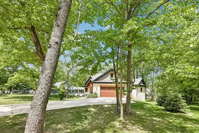 542  Berwyn Dr, Fontana, WI 53125 - Photo 15