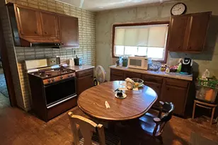 1645 S 65th St, West Allis, WI 53214 - Photo 11