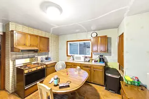 1645 S 65th St, West Allis, WI 53214 - Photo 17