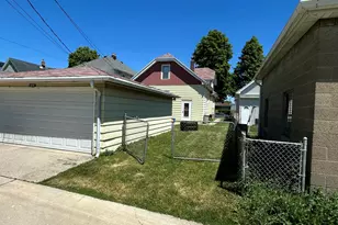 1645 S 65th St, West Allis, WI 53214 - Photo 5