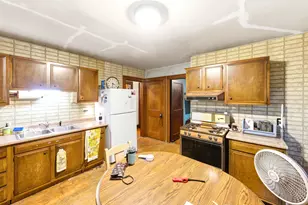 1645 S 65th St, West Allis, WI 53214 - Photo 19