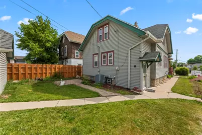 2145 S 65th St, West Allis, WI 53219 - Photo 35