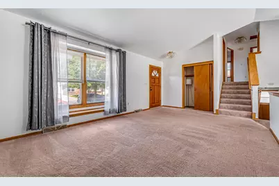 9611 W Darnel Ave, Milwaukee, WI 53224 - Photo 17