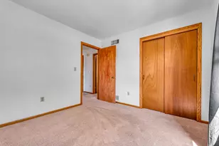 9611 W Darnel Ave, Milwaukee, WI 53224 - Photo 29