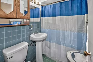 10111 W Cleveland Ave, West Allis, WI 53227 - Photo 29