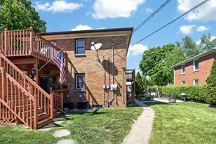 10111 W Cleveland Ave, West Allis, WI 53227 - Photo 13