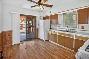 10111 W Cleveland Ave, West Allis, WI 53227 - Photo 31