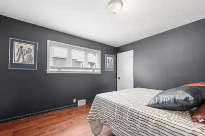 3813 N 81st St, Milwaukee, WI 53222 - Photo 9