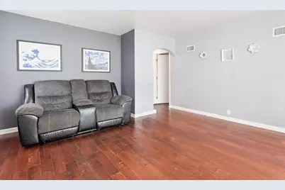 3813 N 81st St, Milwaukee, WI 53222 - Photo 5