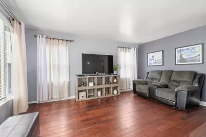 3813 N 81st St, Milwaukee, WI 53222 - Photo 3