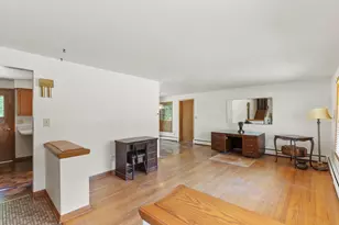 1940 Woodland Dr, Racine, WI 53108 - Photo 9