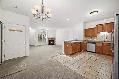 8614 S Stratford Rd, Oak Creek, WI 53154 - Photo 5