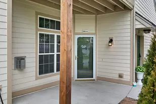 8614 S Stratford Rd, Oak Creek, WI 53154 - Photo 3