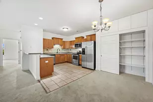 8614 S Stratford Rd, Oak Creek, WI 53154 - Photo 7