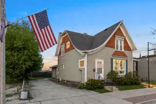2009 Washington St, Two Rivers, WI 54241 - Photo 1
