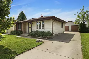 1709 88th St, Kenosha, WI 53143 - Photo 29