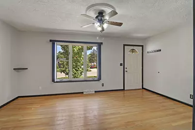 1709  88th St, Kenosha, WI 53143 - Photo 5