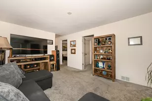1304 N Grandview Blvd, Waukesha, WI 53188 - Photo 5