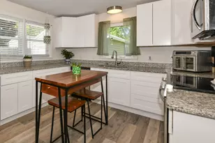 1304 N Grandview Blvd, Waukesha, WI 53188 - Photo 9