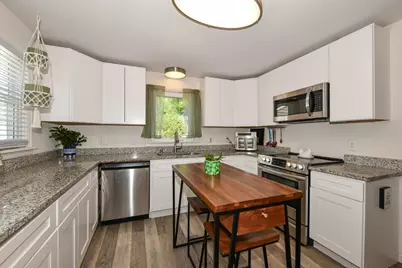 1304 N Grandview Blvd, Waukesha, WI 53188 - Photo 11