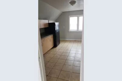 2830 W Saint Paul Ave #Upper, Milwaukee, WI 53208 - Photo 7