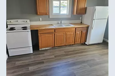 2830 W Saint Paul Ave #Upper, Milwaukee, WI 53208 - Photo 3