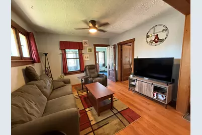 2253  14th St, La Crosse, WI 54601 - Photo 9