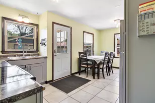 9415 W Arthur Ave, West Allis, WI 53227 - Photo 11