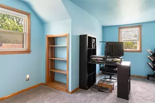 9415 W Arthur Ave, West Allis, WI 53227 - Photo 23