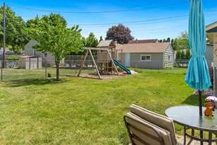 9415 W Arthur Ave, West Allis, WI 53227 - Photo 35
