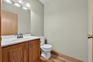 11503 W Layton Ave, Greenfield, WI 53228 - Photo 7