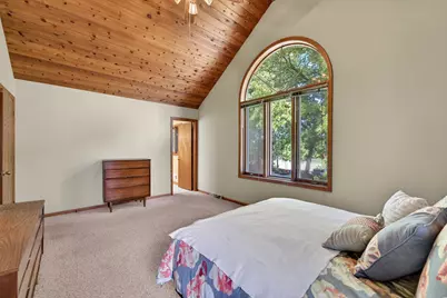 11503 W Layton Ave #11501, Greenfield, WI 53228 - Photo 9