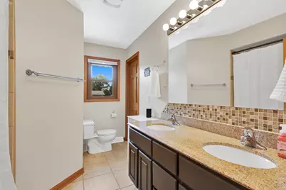 7527 S 73rd St, Franklin, WI 53132 - Photo 19