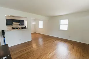 3820 W Iona Terrace, Milwaukee, WI 53221 - Photo 7