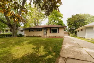 3820 W Iona Terrace, Milwaukee, WI 53221 - Photo 13