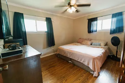 3820 W Iona Ter, Milwaukee, WI 53221 - Photo 17