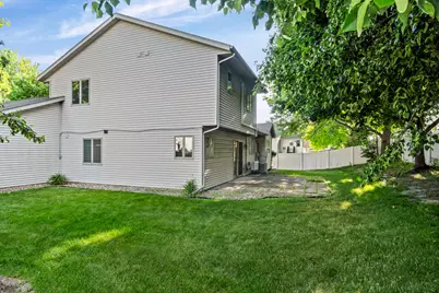 823  Windhill St, Onalaska, WI 54650 - Photo 31