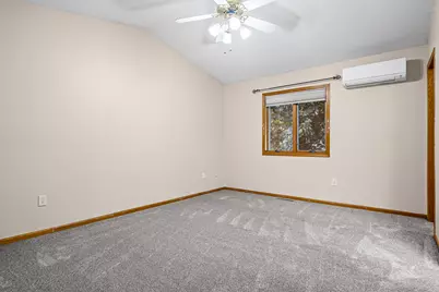 823  Windhill St, Onalaska, WI 54650 - Photo 19
