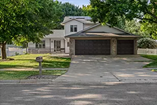 823 Windhill St, Onalaska, WI 54650 - Photo 3