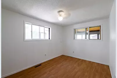 1512  Kane St, La Crosse, WI 54603 - Photo 11
