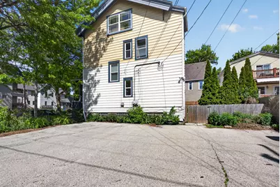 1623 E Webster Pl #1625, Milwaukee, WI 53211 - Photo 31