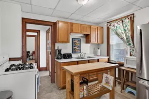 1623 E Webster Pl, Milwaukee, WI 53211 - Photo 19