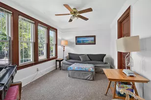 1623 E Webster Pl, Milwaukee, WI 53211 - Photo 17